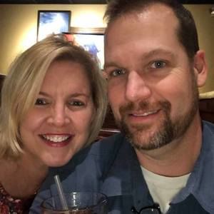 Meet your Posher, Leslie